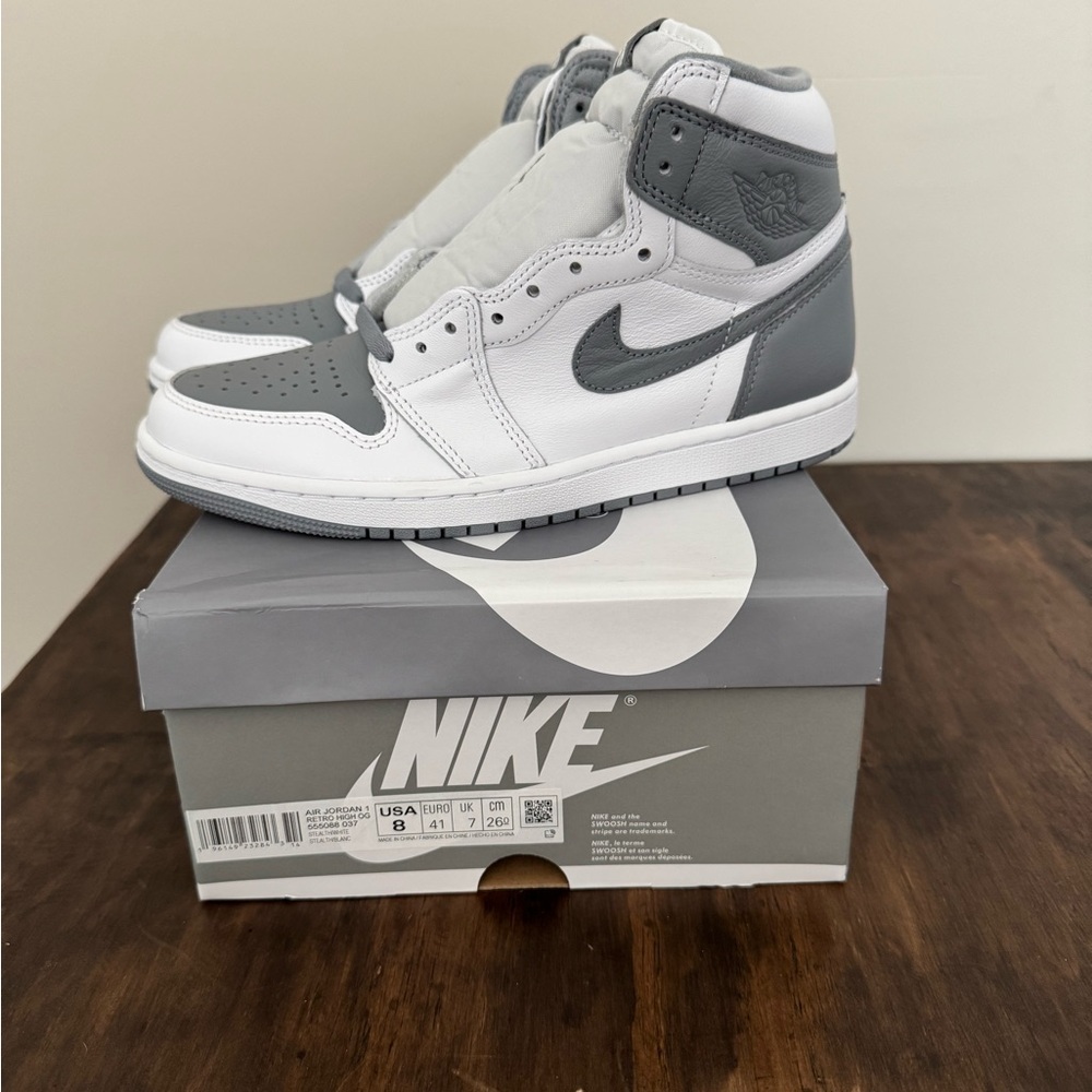 Nike Air Jordan 1 Retro High OG 'Stealth' 555088-037
